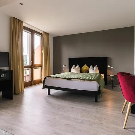 Parks Hotel 3*